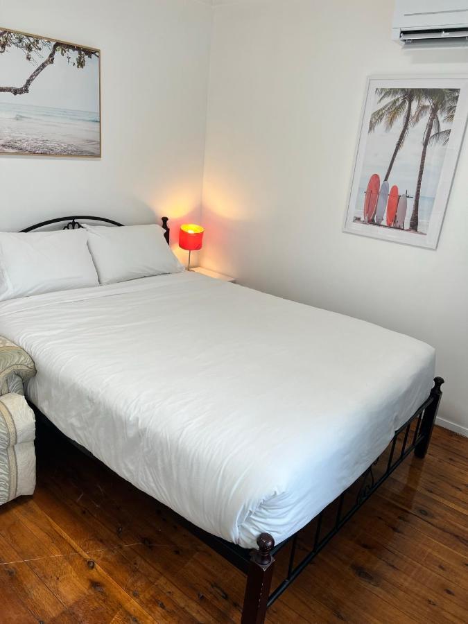 Fragrant Homes-68B Independent Aircon Room, With 65'Tv, Queen Size Beds, Rest Sofa, Built In Wardrobe Doonside Exterior foto