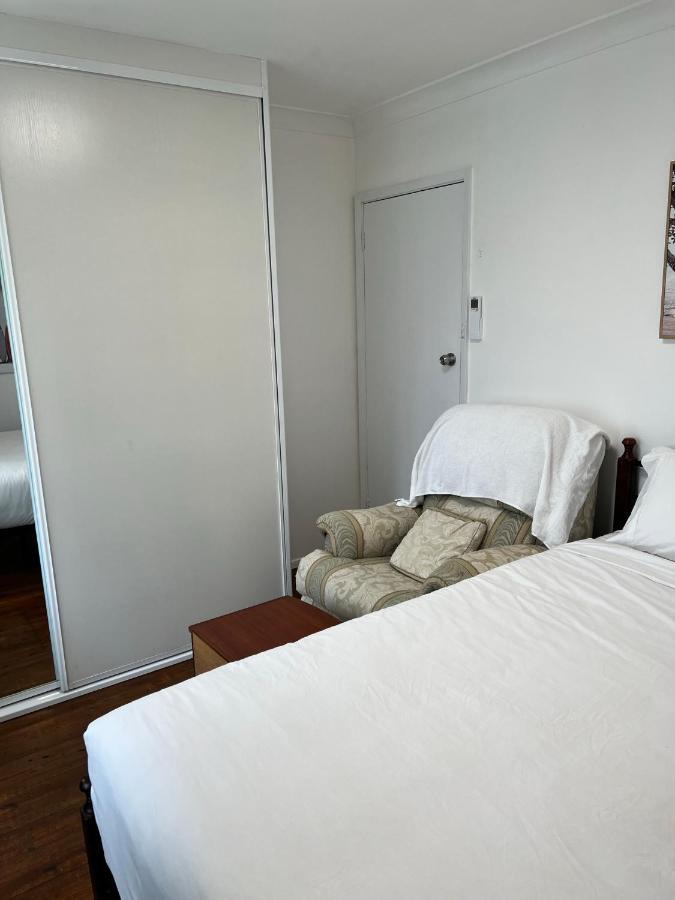 Fragrant Homes-68B Independent Aircon Room, With 65'Tv, Queen Size Beds, Rest Sofa, Built In Wardrobe Doonside Exterior foto